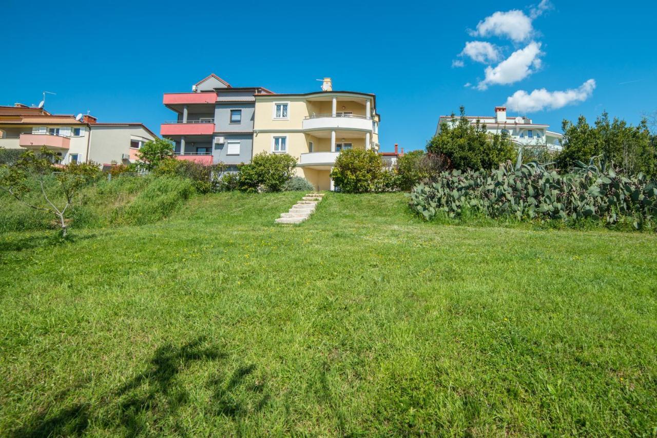 Villa Lucija Pula Buitenkant foto